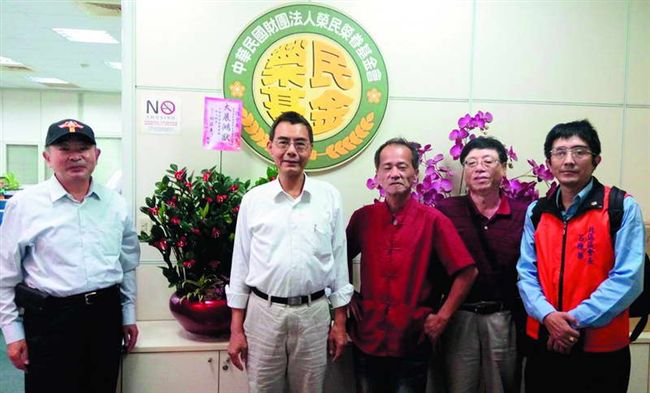 退輔會不放 　李翔宙勸退遭批反民主