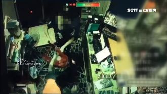 戀上人妻遭毒打？黑衣男鎖定小王圍毆