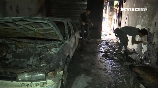 轎車熱車變火燒厝！透天厝燻到黑嘛嘛
