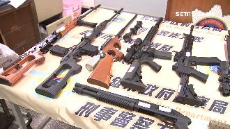 小型兵工廠！三合院竟藏長短槍數十支