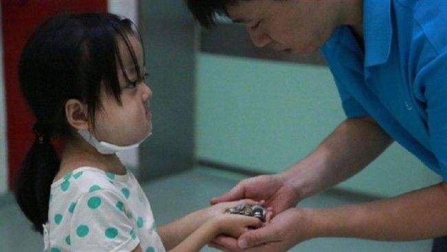 罕病童放棄治療　捧錢給爸爸救妹妹