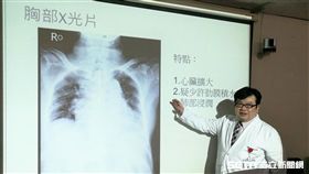 台北市立聯合醫院心臟血管內科仁愛院區主任謝志民表示，台灣一年四季都可能發生流感，呼籲民眾每年10月接種疫苗防範。（圖／記者楊晴雯攝）