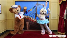 粉紫色小兔StellaLou,Duffy熊。（圖／香港迪士尼提供）