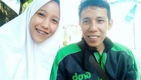 印尼,莎爾曼,Salma Zuhara,叫車,失聯,父親(推特 https://twitter.com/search?q=Salma%20Zuhara&src=typd)