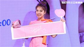 20170811-   鬼鬼生日會 安心亞 李佳穎送上蛋糕慶生