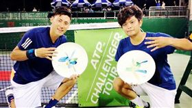 謝政鵬,彭賢尹拿下濟南挑戰賽雙打冠軍（圖／取自謝政鵬臉書）