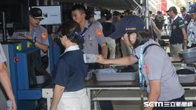 世大運組開幕全系統測試，安檢入場　圖／記者林敬旻攝