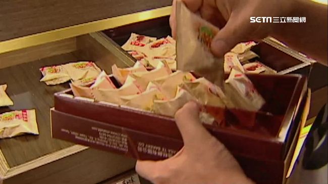 公司捐百萬賑災　他年終只有鳳梨酥