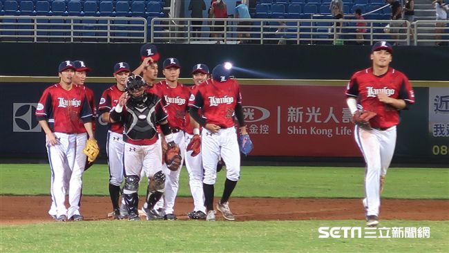 富邦保送送江山　桃猿10分灌倒悍將