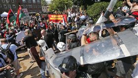 美國,維吉尼亞州,白人,黑人,遊行,衝突
圖／美聯社／達志影像