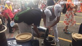 世大運花車踩街　慈濟提供229桶茶水及醫療服務 