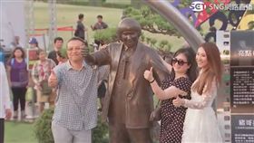 豬哥亮,銅像 揭幕