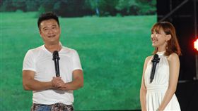 豬哥亮ㄟ永恆歌廳秀　林佑星　林玟誼　方駿　／　華視提供