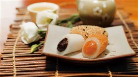 花蓮名產麻糬.手工舞味麻糬_圖／翻攝自曾記麻糬臉書