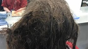 美國,國愛荷華州,少女,憂鬱症,髮型師(臉書 https://www.facebook.com/kayley.olsson/posts/10203547557804822)