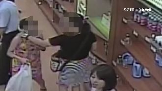 最壞示範！母眼神示意9歲女偷手機