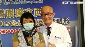 北醫醫師劉偉民、鷹眼達文西（楊晴雯攝）