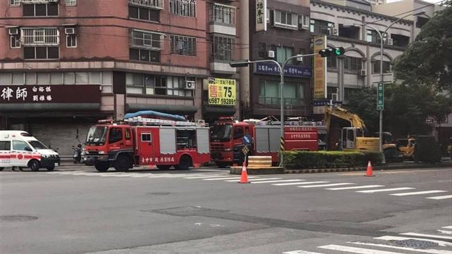 台中路平專案施工　挖破管線瓦斯外洩