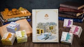 大地酒店「詠月中秋禮盒」，搭配六款限量手作點心，每盒定價1080元，另有早鳥及大宗訂購優惠。（圖／大地酒店提供）