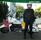 憲兵機車排展示勤務服裝、防護服裝、重型機車。（記者邱榮吉/攝影）