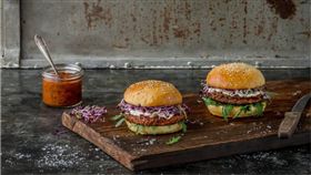 昆蟲,蟲蟲,漢堡,瑞士,肉丸,Essento　圖／翻攝自臉書