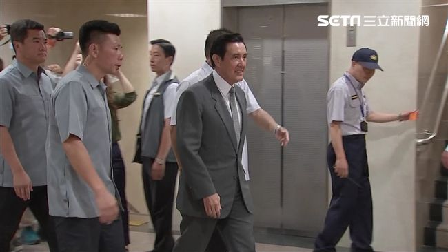 大巨蛋案　馬英九應訊9小時被請回