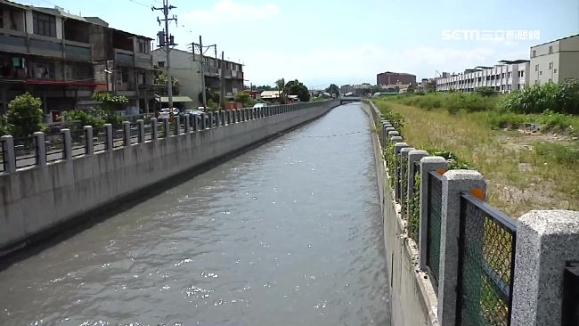 酒醉新郎跳大圳　漂15公里後自上岸