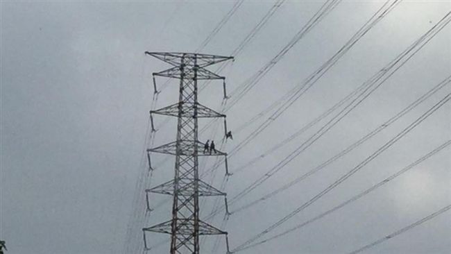 台電員工賣命維修　網友：你們好偉大