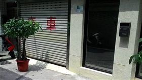 拖吊,臨停,車庫,玻璃牆,台北,大安,詐騙術（圖／翻攝自爆料公社）