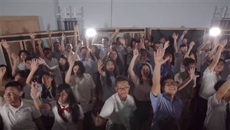 一聽就上癮！高中生自創畢業歌超感人