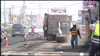 往墾丁變1線道　駕駛下車開直播怒譙