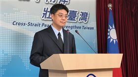 １６：９
陸委會：政府願與陸不涉政治前提對話陸委會副主委邱垂正（圖）17日表示，總統蔡英文曾表達政府願意與大陸領導人及對岸各階層，有不涉及政治前提實質對話機會。兩岸當務之急應致力排除障礙，務實推展正常交流與協商。中央社記者繆宗翰攝　106年8月17日