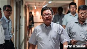 中油董事長陳金德針對15日全台大停電出面簡報說明 圖／記者林敬旻攝