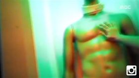 韓國,R級密室,成人,色情,騷擾(dispatch http://www.dispatch.co.kr/852265)