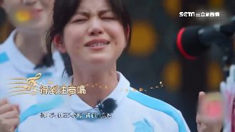 唱《浮誇》超激動　陳妍希嚇壞隊員！