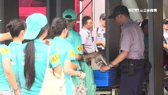 安檢勝機場！傳綠扁帽到台傳授反恐