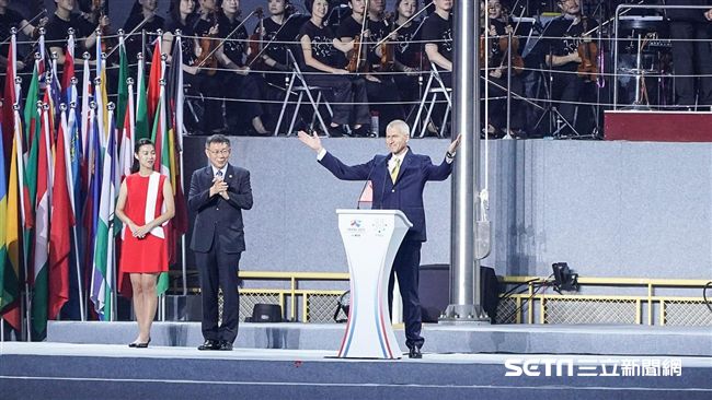 開幕致詞　FISU會長脫稿道歉