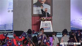 國民黨全代會，主席吳敦義宣誓就任。　圖／記者林敬旻攝