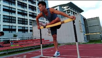 世大運帥哥美女多！網封他最帥掌旗官