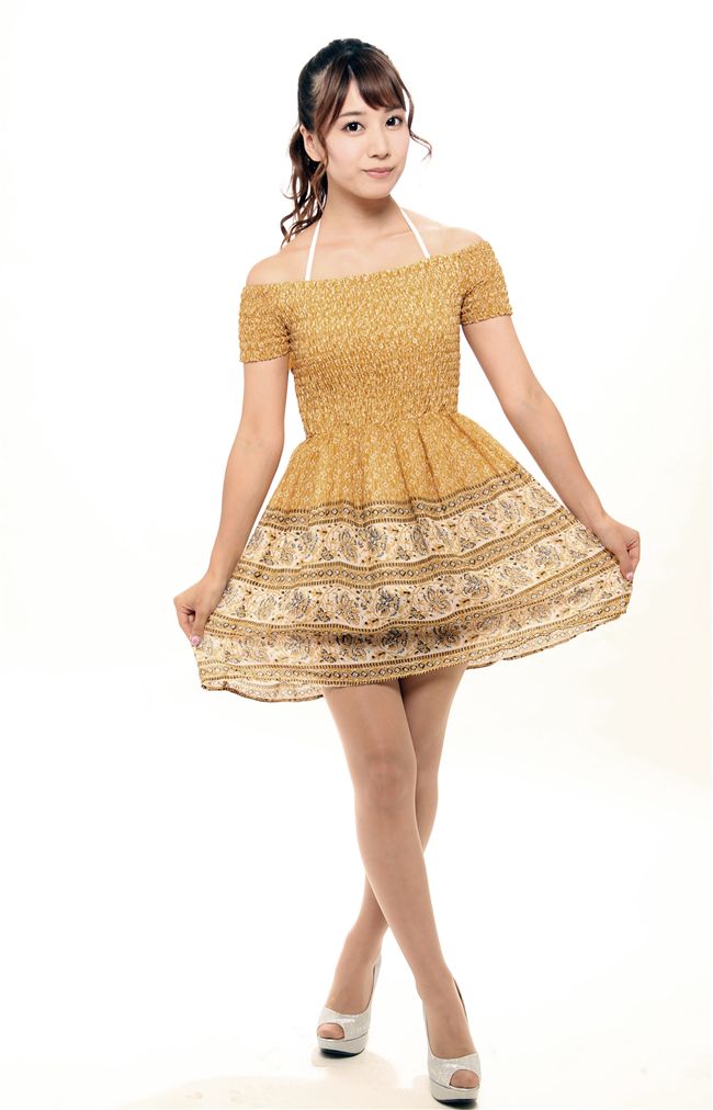 日本AV女優初川南從小就知道如何吸收性愛知識。（記者邱榮吉/攝影）