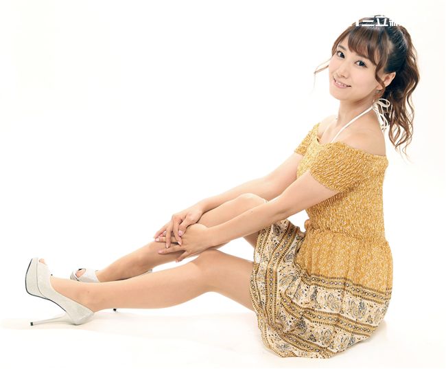 日本AV女優初川南從小就知道如何吸收性愛知識。（記者邱榮吉/攝影）