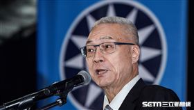 國民黨全代會，主席吳敦義宣讀黨訓。　圖／記者林敬旻攝