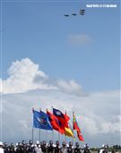 F16戰機彩繪單機特技操演。（記者邱榮吉/攝影）