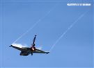 F16戰機彩繪單機特技操演。（記者邱榮吉/攝影）