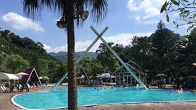 新北市三峽皇后鎮森林露營區，提供管家式露營，還提供特色美食。