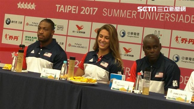 路易士愛鳳梨酥　還是不敢碰臭豆腐