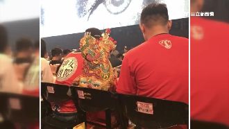 天后魅力無法擋　「銀樓媽」一起搖滾