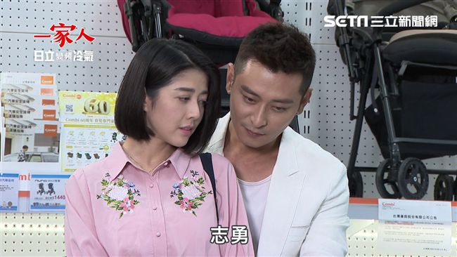 閃瞎！陳冠霖、韓瑜攜手買嬰兒用品