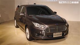 葉立斌攝　Ford Escort　福特六和　亞太中型運動休旅車總監Kenneth Salisbury　總工程師林崇銘