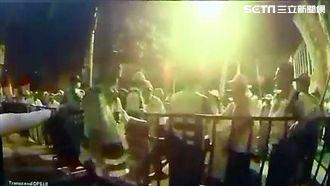 世大運警開護欄？　警：抗議人士所為